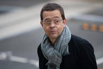 Eutanasia, in Francia 'dottor morte' condannato a 2 anni di carcere Eutanasia, in Francia 'dottor morte' condannato a 2 anni di carcere